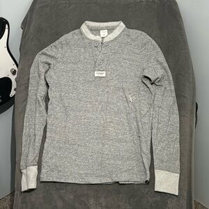 Abercrombie and Fitch Men’s Medium Long-sleeve Shirt